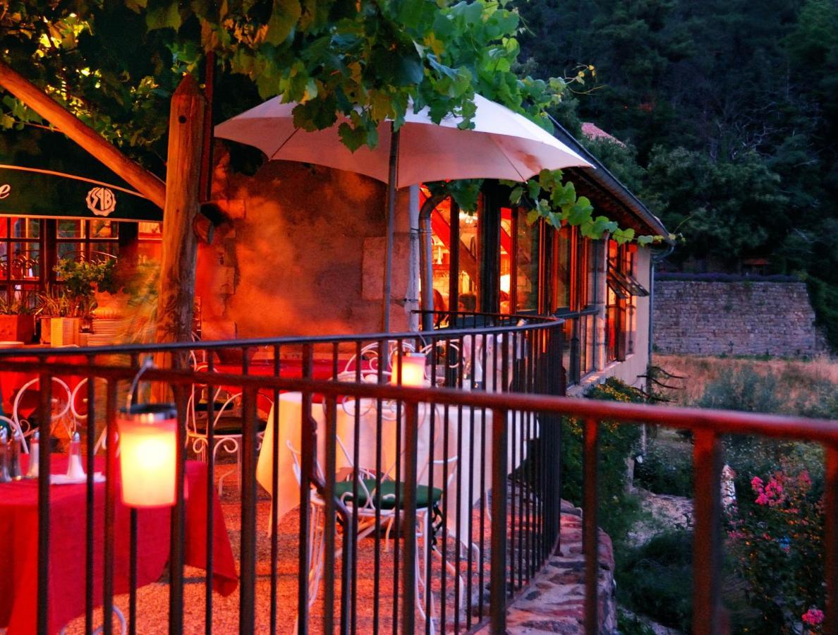 Hotel De La Tour De Brison 3*