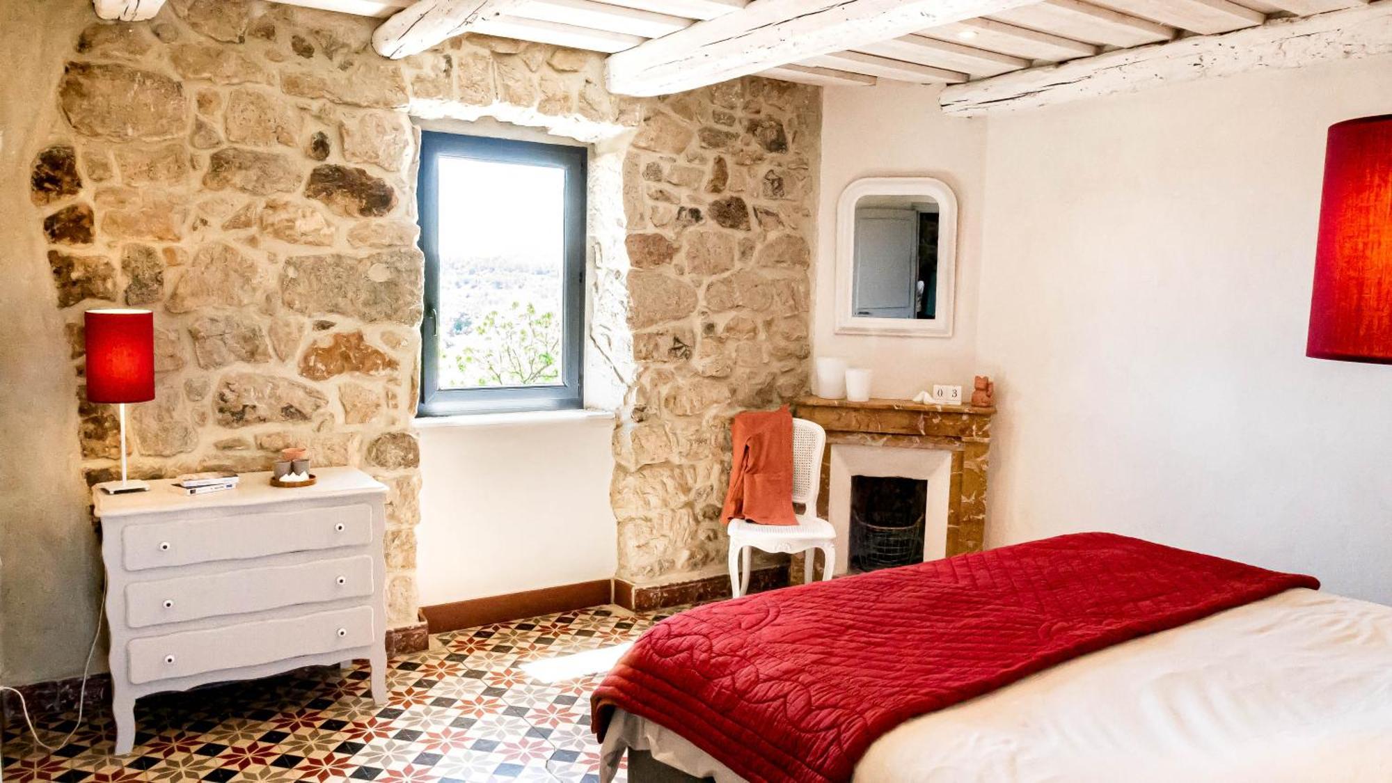Hotel De La Tour De Brison