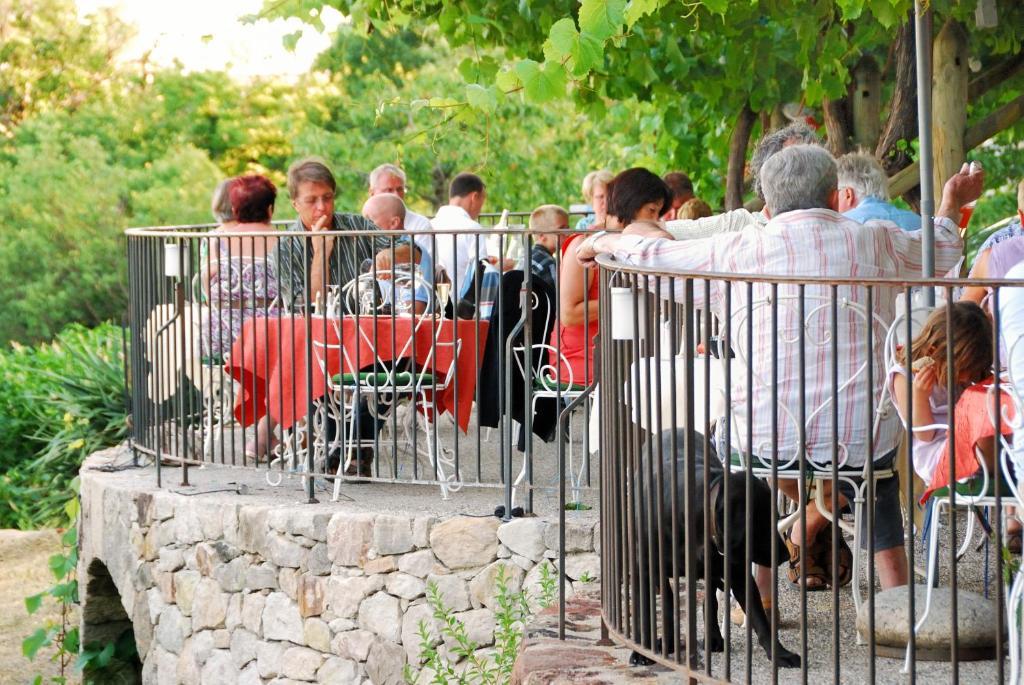 De La Tour De Brison Sanilhac (Ardeche)