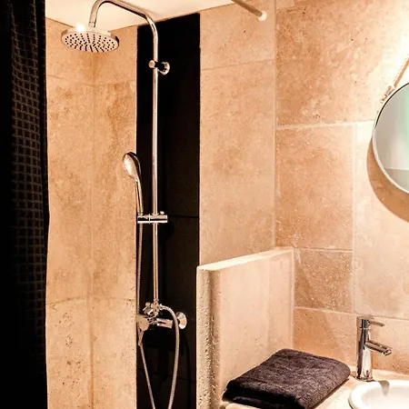 Auberge De La Tour De Brison Sanilhac  Esterno foto