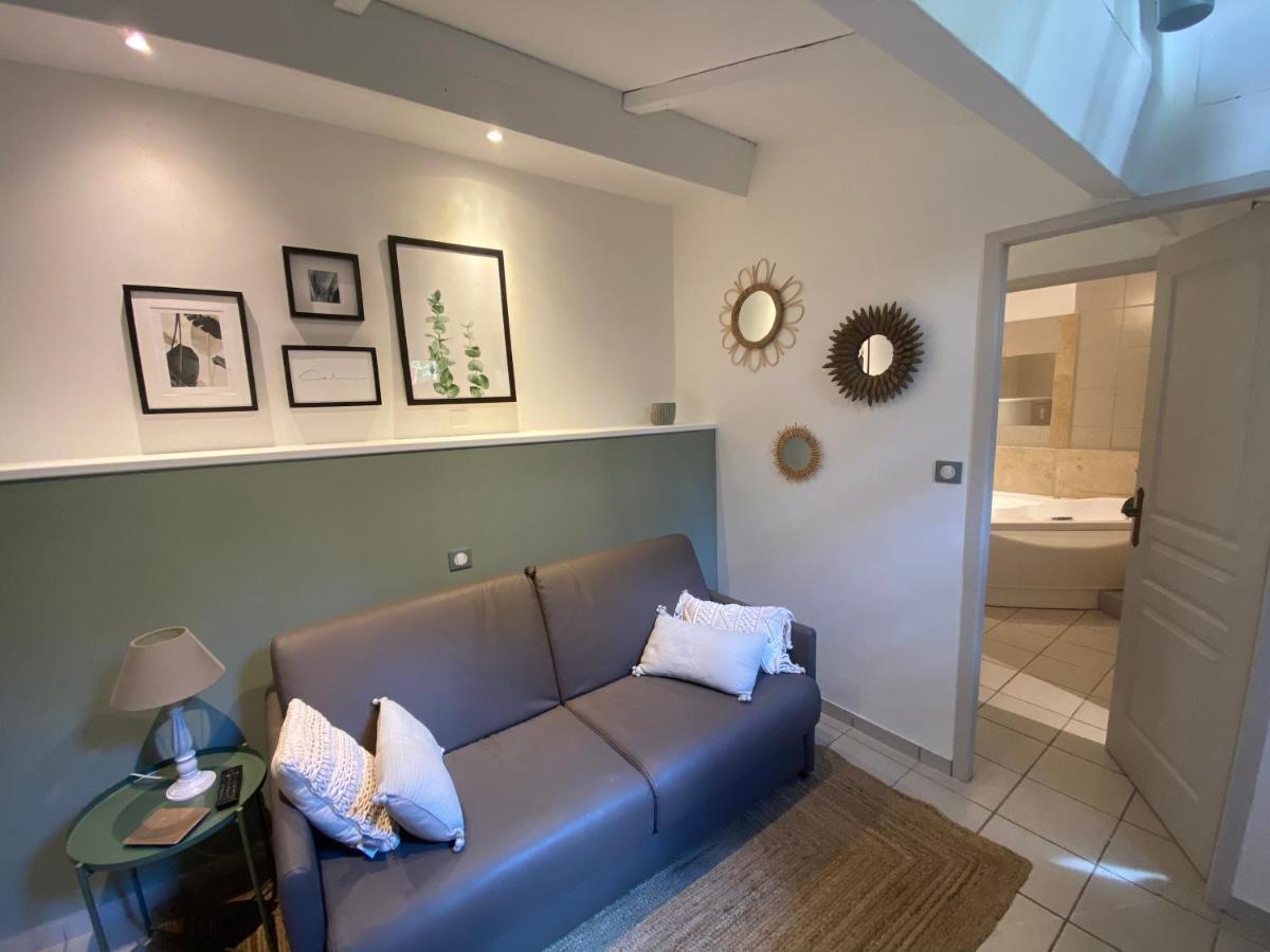 De La Tour De Brison Hotel 3*